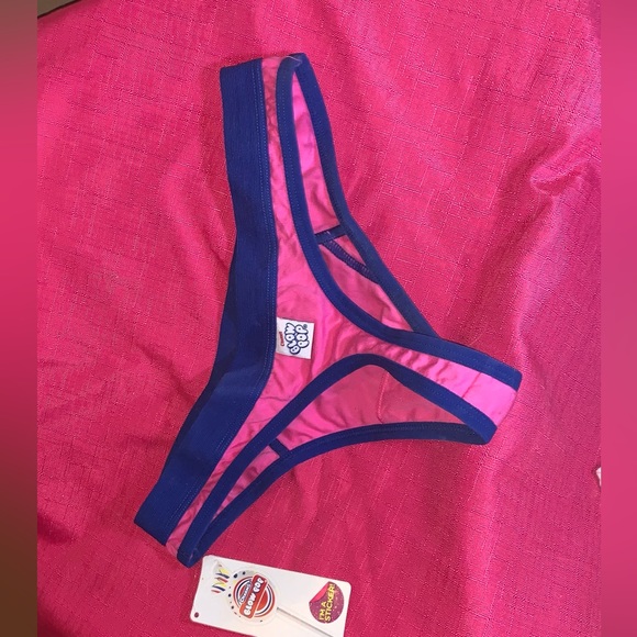 SUPER CUTE BLOW POP PINK THONG  🍭 - Picture 2 of 7